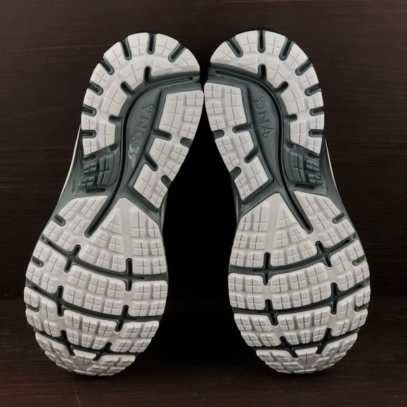 NEW Brooks Ghost 10 Running Shoes - Picture 5 of 8